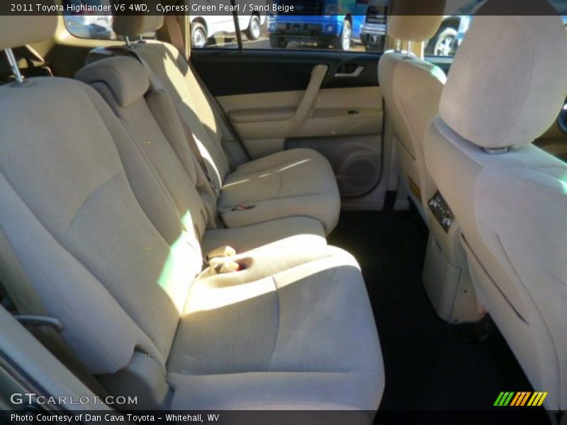 Cypress Green Pearl / Sand Beige 2011 Toyota Highlander V6 4WD