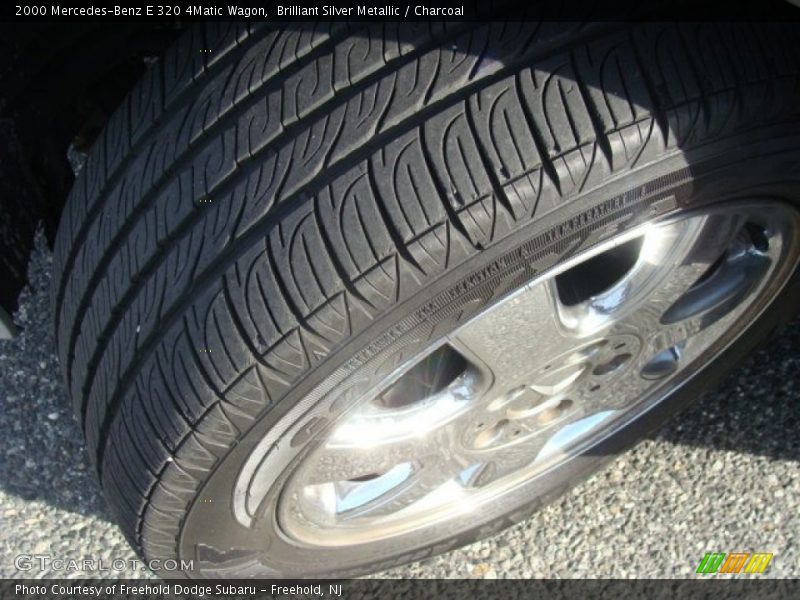 Brilliant Silver Metallic / Charcoal 2000 Mercedes-Benz E 320 4Matic Wagon