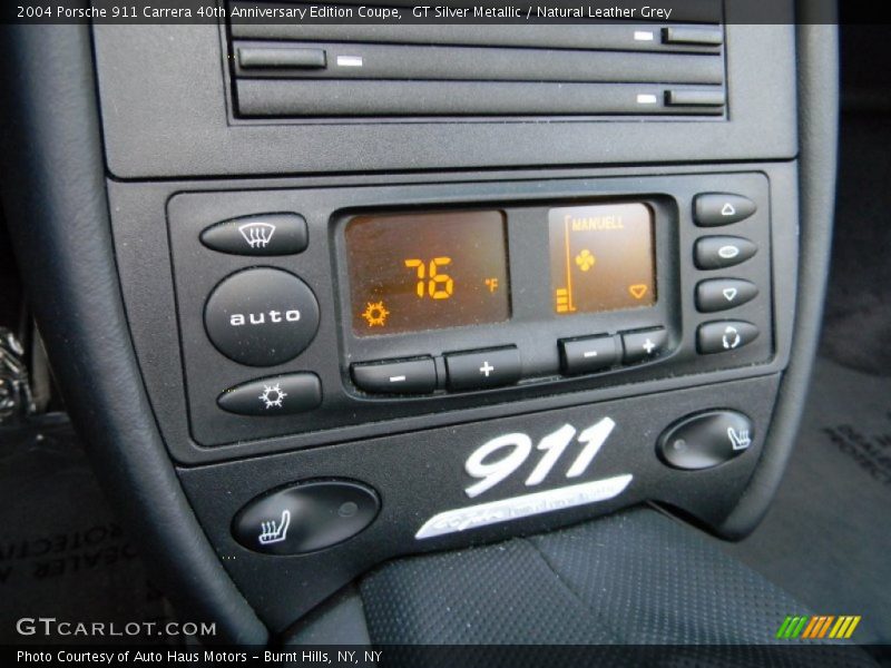 Controls of 2004 911 Carrera 40th Anniversary Edition Coupe