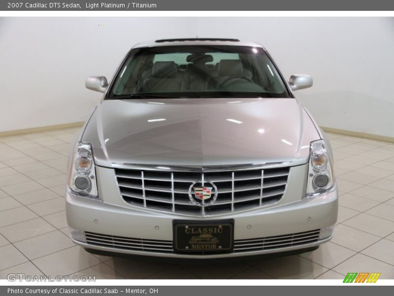 Light Platinum / Titanium 2007 Cadillac DTS Sedan