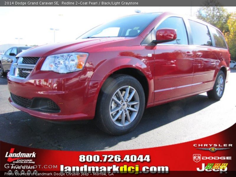 Redline 2-Coat Pearl / Black/Light Graystone 2014 Dodge Grand Caravan SE