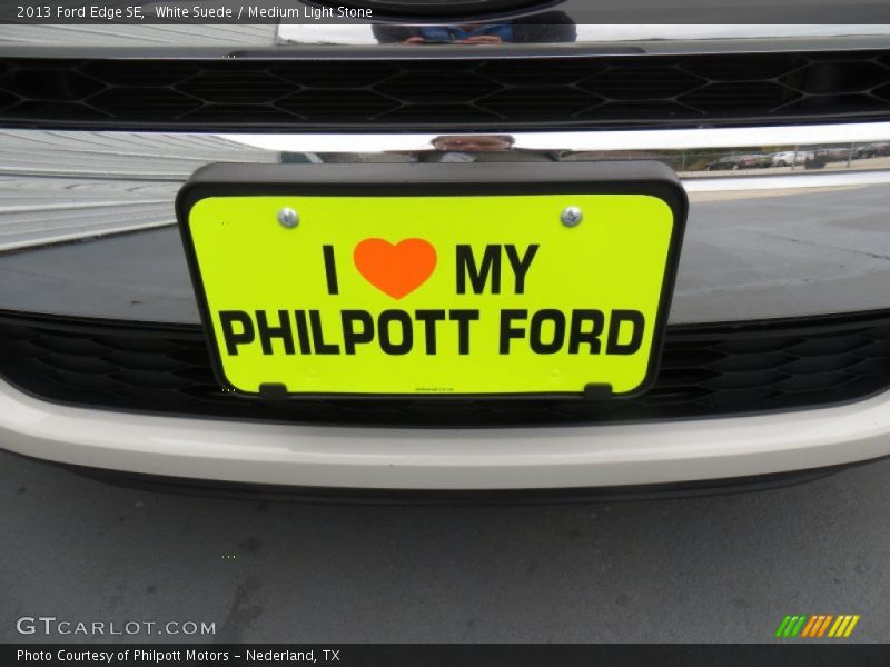 White Suede / Medium Light Stone 2013 Ford Edge SE