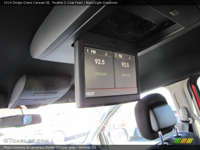 Redline 2-Coat Pearl / Black/Light Graystone 2014 Dodge Grand Caravan SE