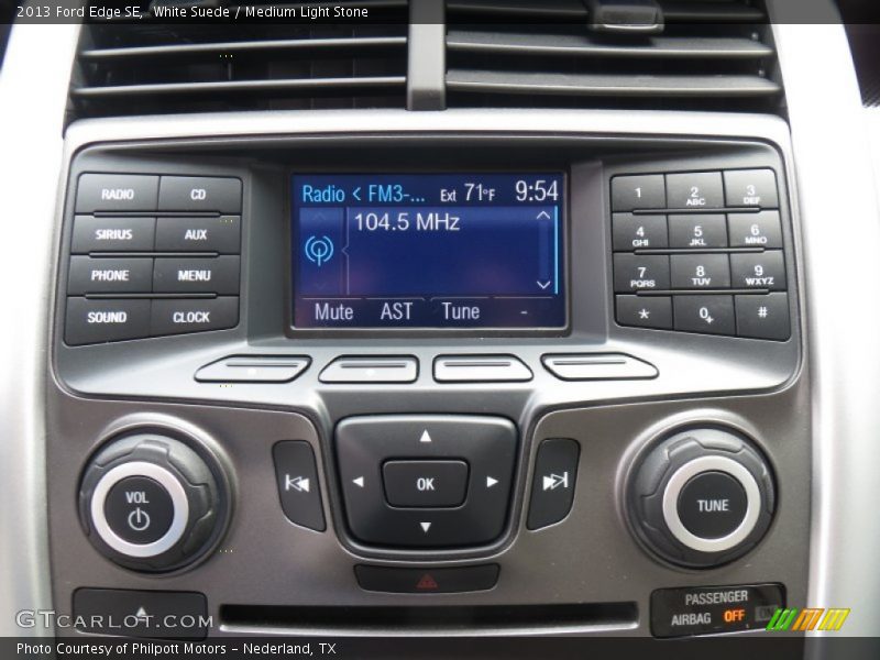 White Suede / Medium Light Stone 2013 Ford Edge SE