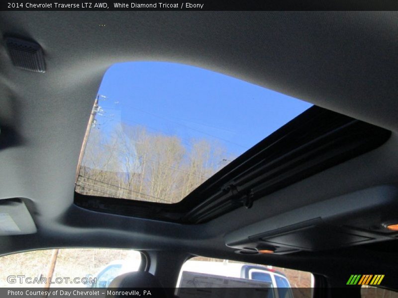 White Diamond Tricoat / Ebony 2014 Chevrolet Traverse LTZ AWD