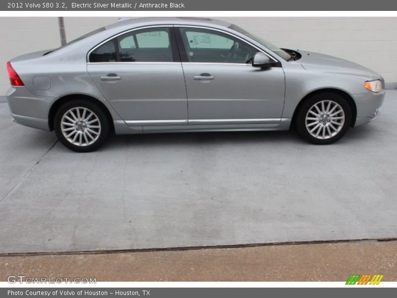 Electric Silver Metallic / Anthracite Black 2012 Volvo S80 3.2