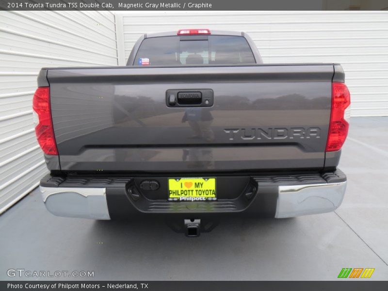 Magnetic Gray Metallic / Graphite 2014 Toyota Tundra TSS Double Cab