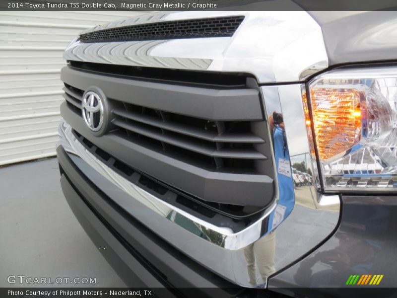Magnetic Gray Metallic / Graphite 2014 Toyota Tundra TSS Double Cab