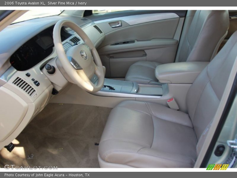 Silver Pine Mica / Ivory 2006 Toyota Avalon XL