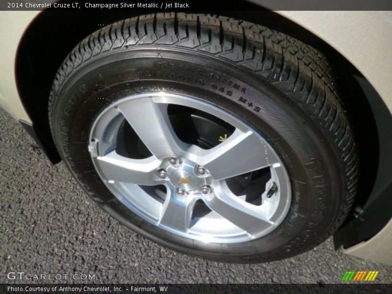 Champagne Silver Metallic / Jet Black 2014 Chevrolet Cruze LT