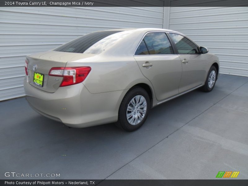 Champagne Mica / Ivory 2014 Toyota Camry LE