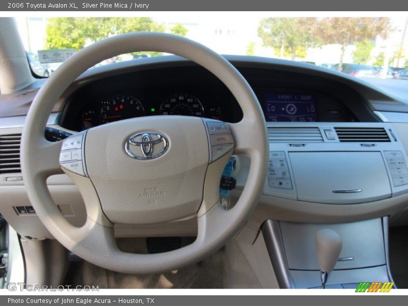 Silver Pine Mica / Ivory 2006 Toyota Avalon XL