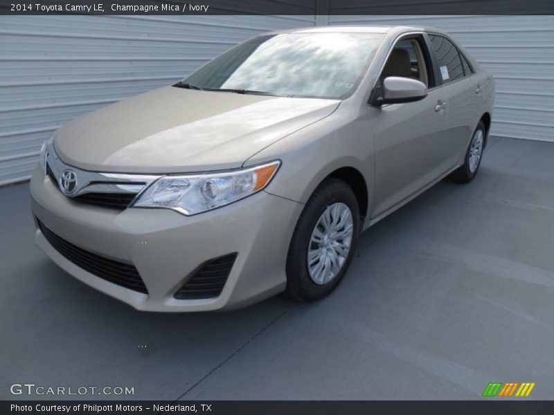 Champagne Mica / Ivory 2014 Toyota Camry LE