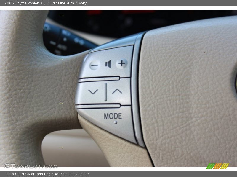 Silver Pine Mica / Ivory 2006 Toyota Avalon XL