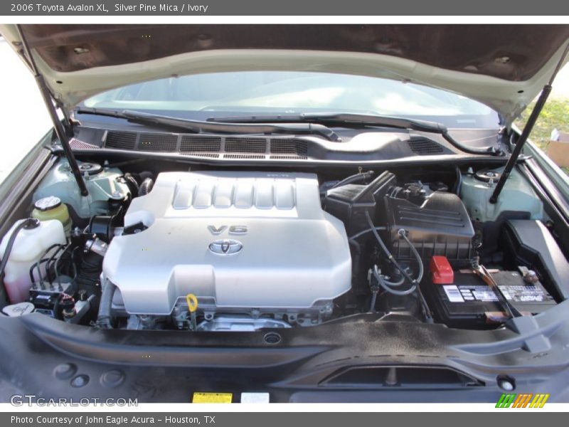 Silver Pine Mica / Ivory 2006 Toyota Avalon XL