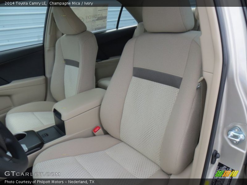 Champagne Mica / Ivory 2014 Toyota Camry LE