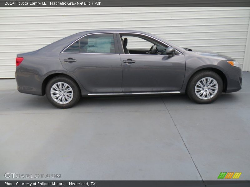 Magnetic Gray Metallic / Ash 2014 Toyota Camry LE