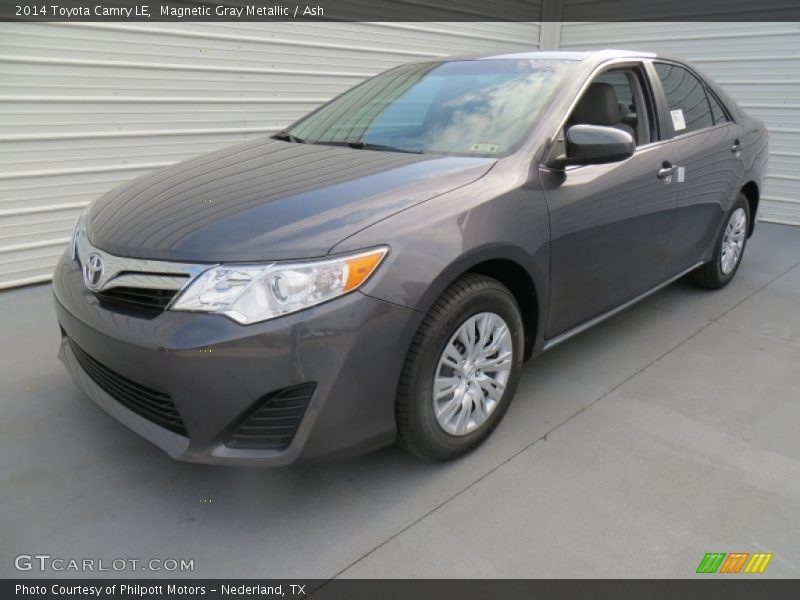 Magnetic Gray Metallic / Ash 2014 Toyota Camry LE