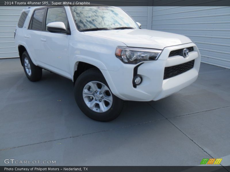 Super White / Graphite 2014 Toyota 4Runner SR5