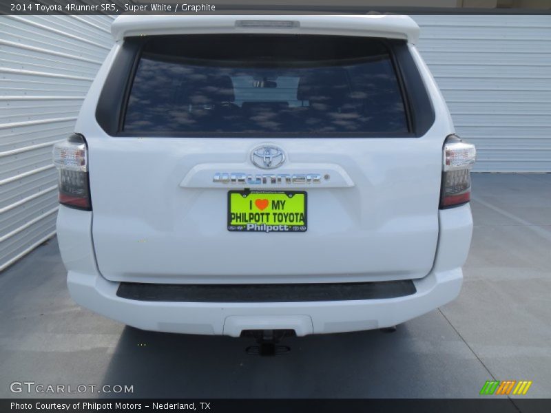 Super White / Graphite 2014 Toyota 4Runner SR5