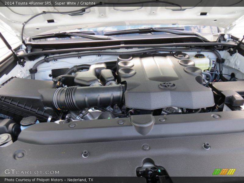 Super White / Graphite 2014 Toyota 4Runner SR5