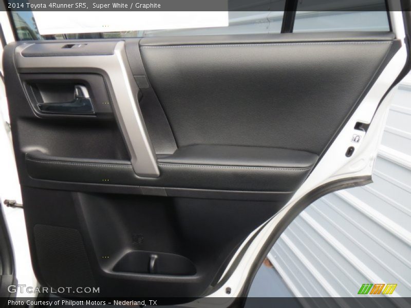 Super White / Graphite 2014 Toyota 4Runner SR5