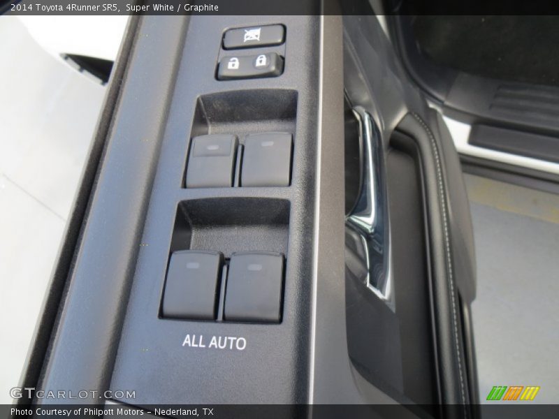 Super White / Graphite 2014 Toyota 4Runner SR5