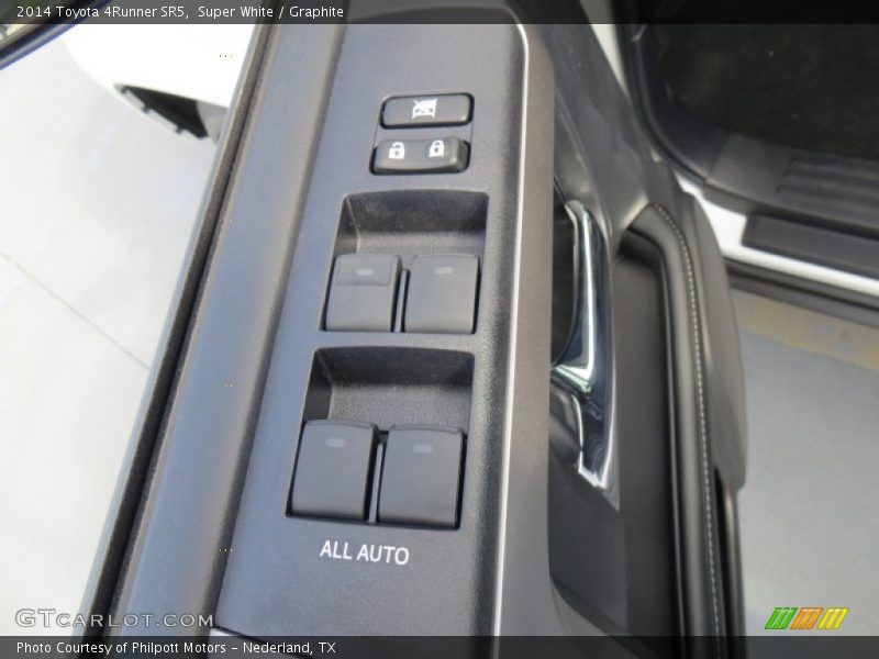 Super White / Graphite 2014 Toyota 4Runner SR5