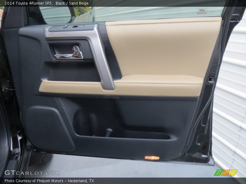 Door Panel of 2014 4Runner SR5