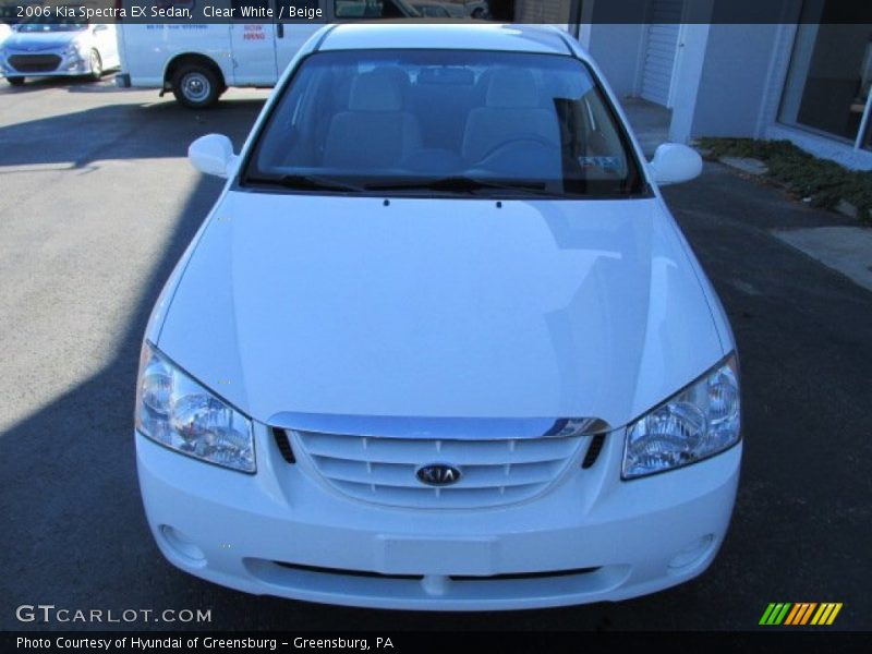 Clear White / Beige 2006 Kia Spectra EX Sedan