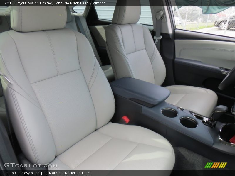 Attitude Black Pearl / Almond 2013 Toyota Avalon Limited