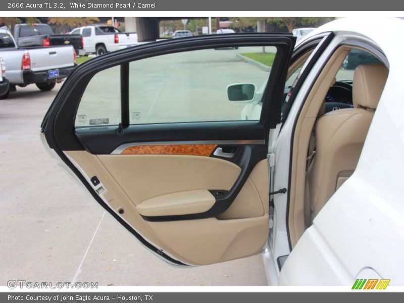 White Diamond Pearl / Camel 2006 Acura TL 3.2