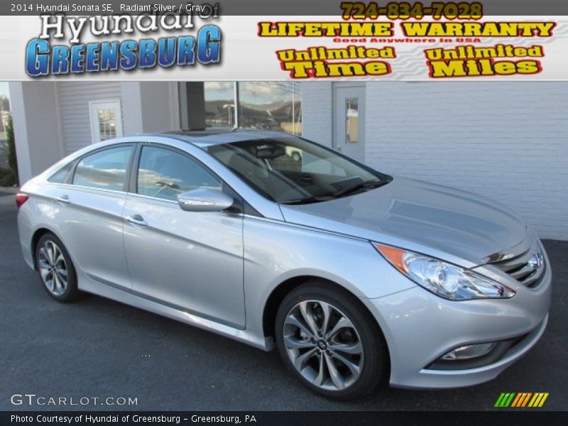 Radiant Silver / Gray 2014 Hyundai Sonata SE