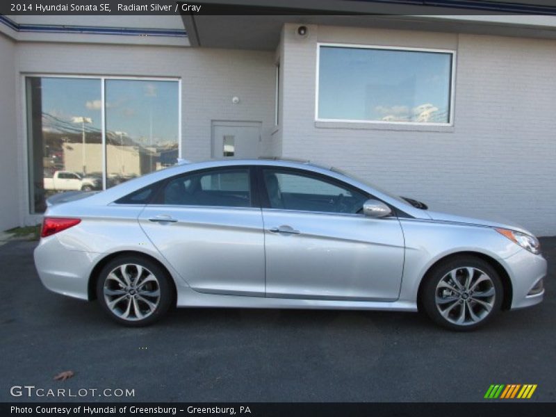 Radiant Silver / Gray 2014 Hyundai Sonata SE