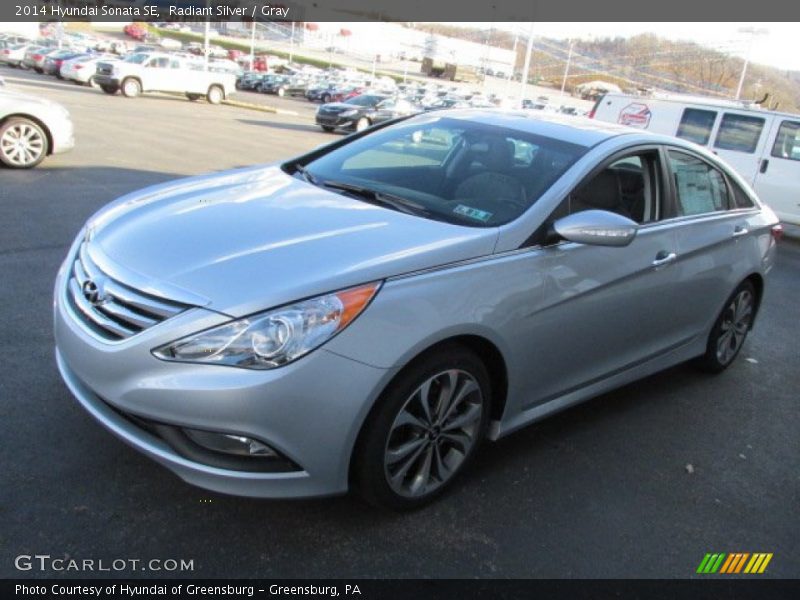 Radiant Silver / Gray 2014 Hyundai Sonata SE