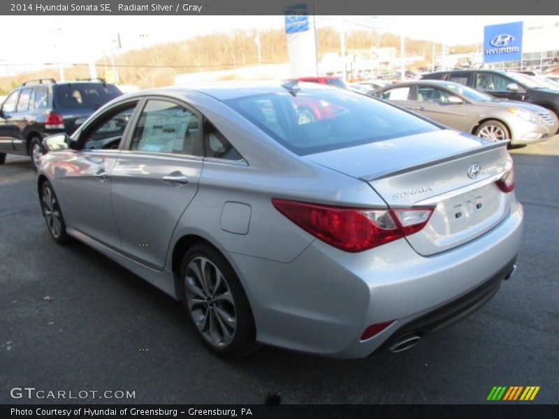 Radiant Silver / Gray 2014 Hyundai Sonata SE