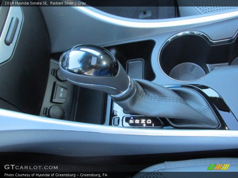 Radiant Silver / Gray 2014 Hyundai Sonata SE