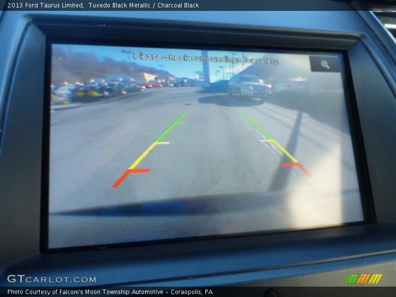 Tuxedo Black Metallic / Charcoal Black 2013 Ford Taurus Limited