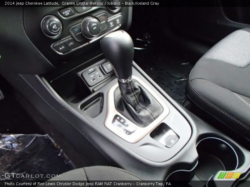 Granite Crystal Metallic / Iceland - Black/Iceland Gray 2014 Jeep Cherokee Latitude