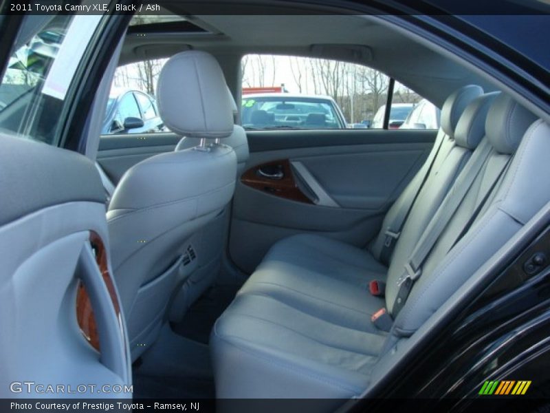 Black / Ash 2011 Toyota Camry XLE