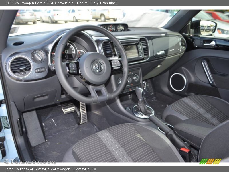  2014 Beetle 2.5L Convertible Titan Black Interior