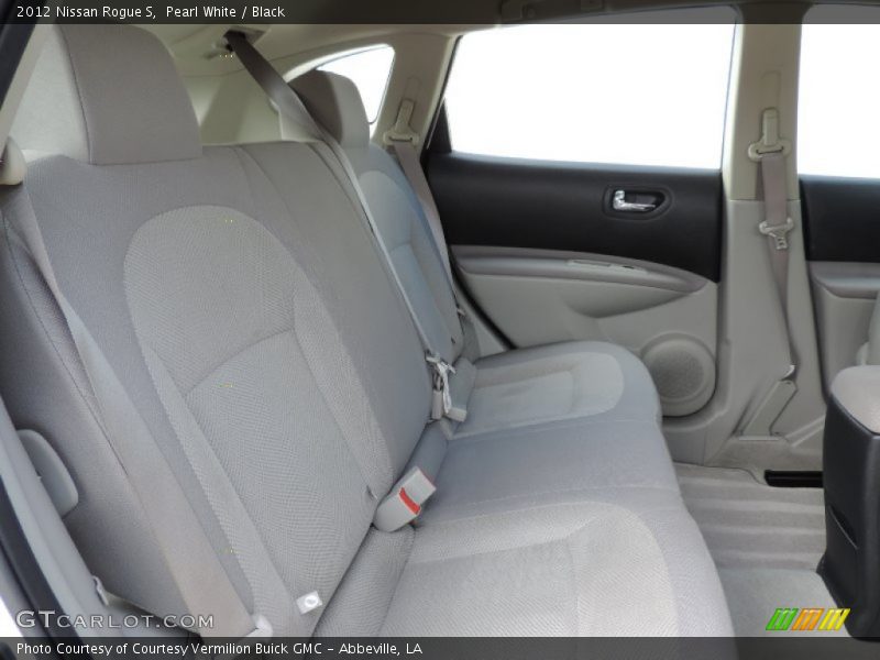 Pearl White / Black 2012 Nissan Rogue S