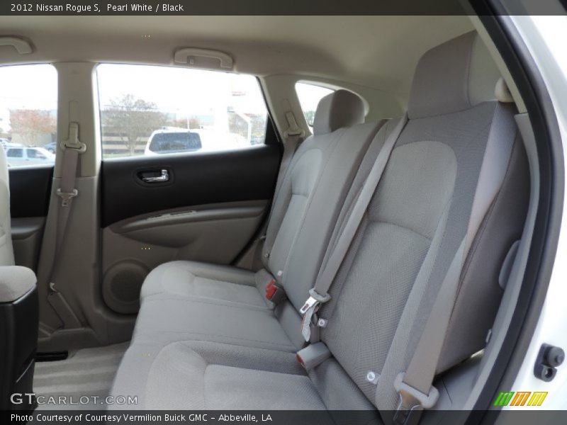 Pearl White / Black 2012 Nissan Rogue S