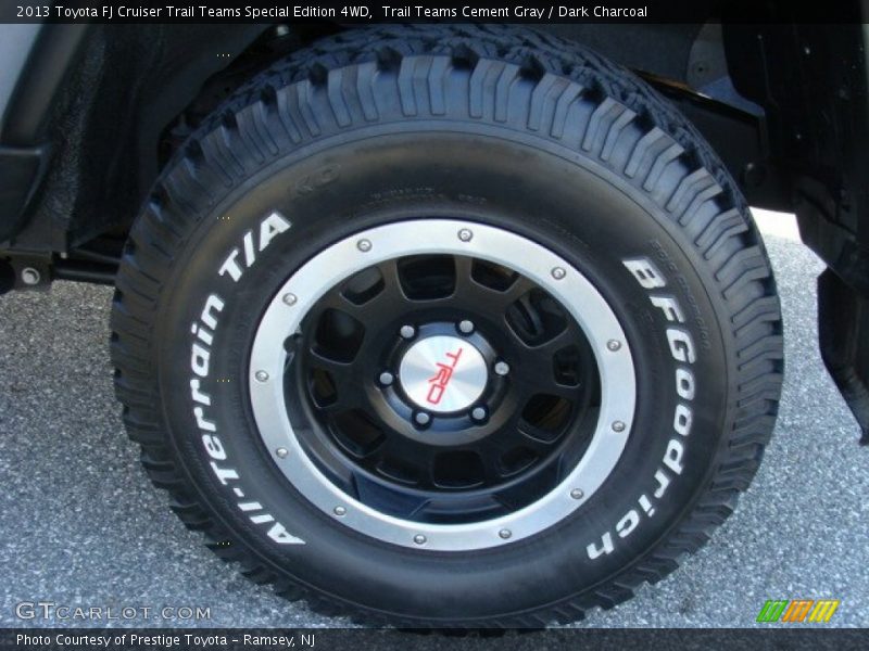 Trail Teams Cement Gray / Dark Charcoal 2013 Toyota FJ Cruiser Trail Teams Special Edition 4WD