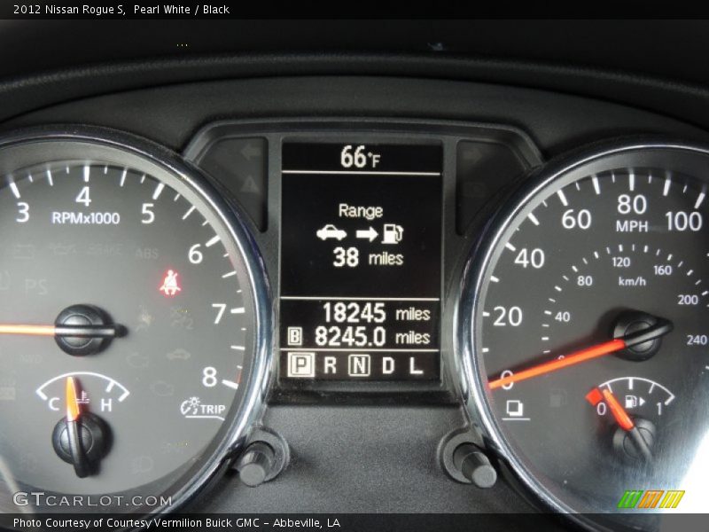 Pearl White / Black 2012 Nissan Rogue S