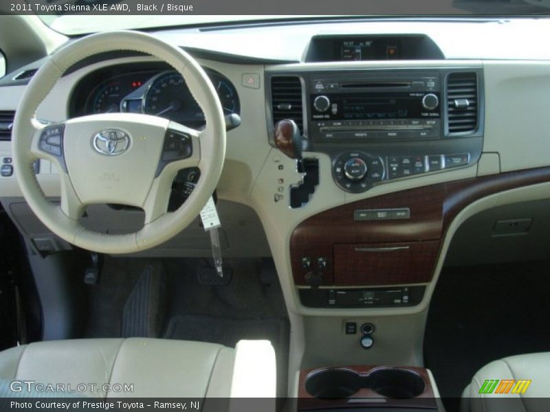 Black / Bisque 2011 Toyota Sienna XLE AWD