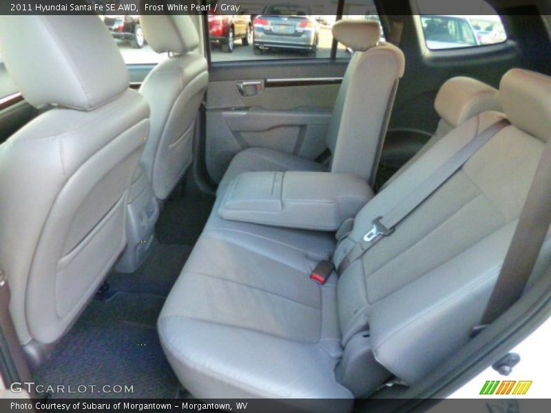 Frost White Pearl / Gray 2011 Hyundai Santa Fe SE AWD