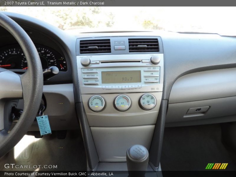 Titanium Metallic / Dark Charcoal 2007 Toyota Camry LE