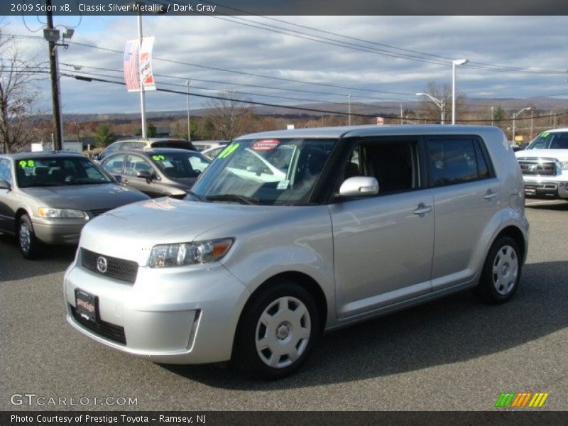 Classic Silver Metallic / Dark Gray 2009 Scion xB