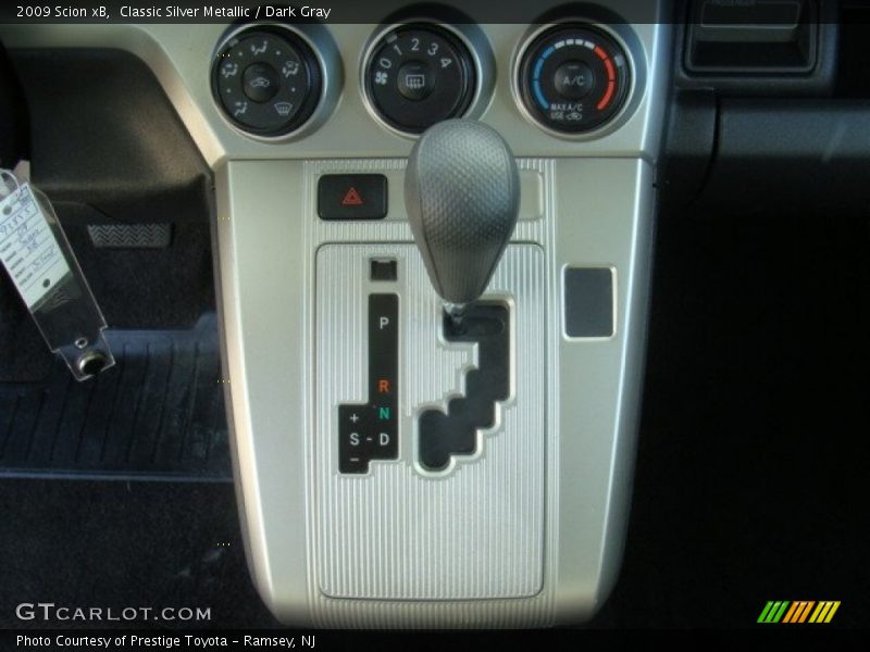 Classic Silver Metallic / Dark Gray 2009 Scion xB